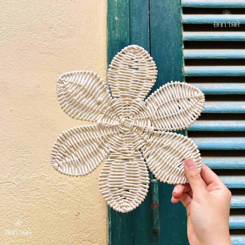 Cánh hoa mây decor tường vintage
