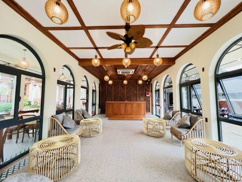 Bàn mây thiết kế trang trí sảnh resort Palm Bay Phú Quốc