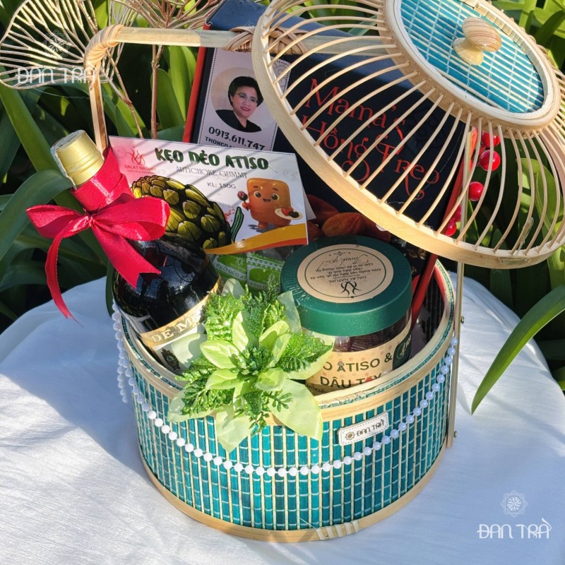 Giỏ quà đặc sản Đà Lạt mây tre đan thumb