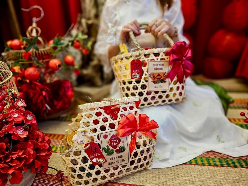 Giỏ quà bằng tre truyền thống, hình túi xách thumb