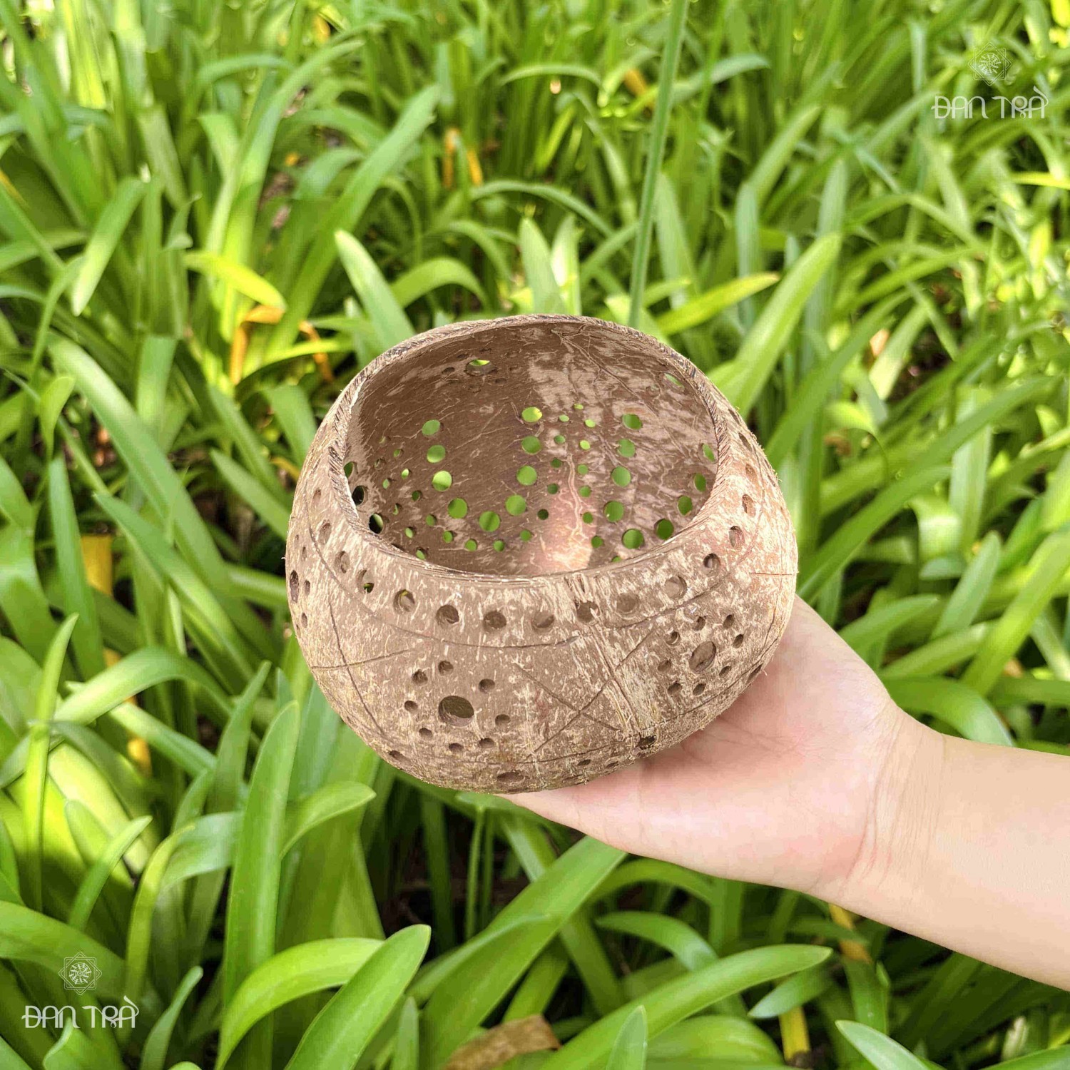 Chén dừa đựng nến lung linh