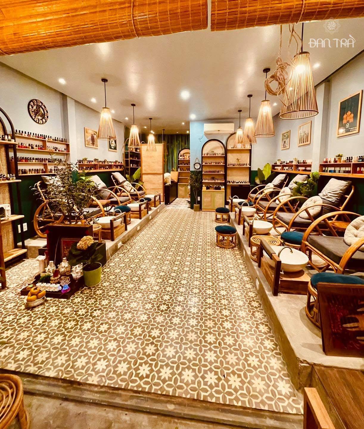 trang trí spa