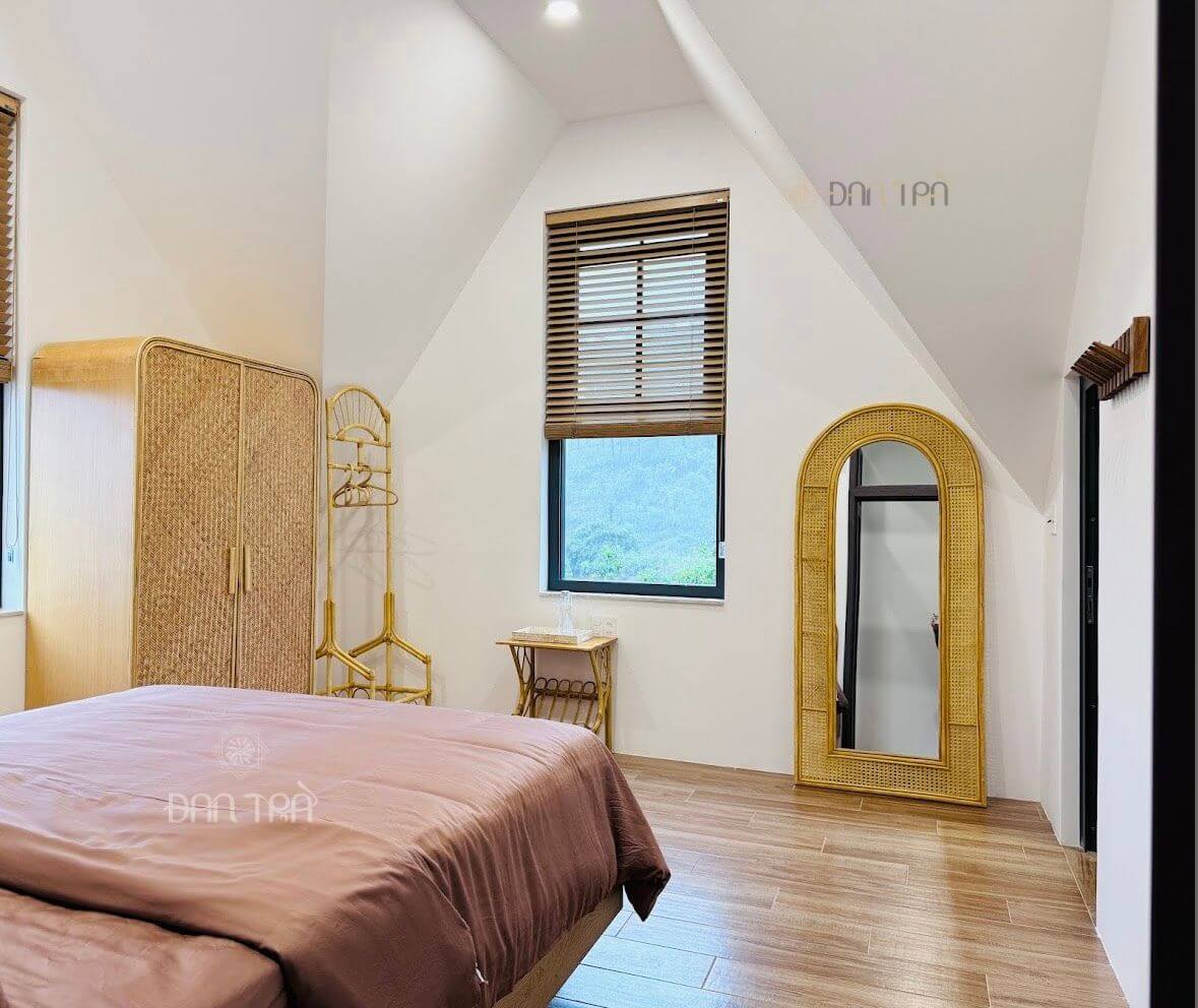 gương mây trang trí homestay Vườn Nhà Bông