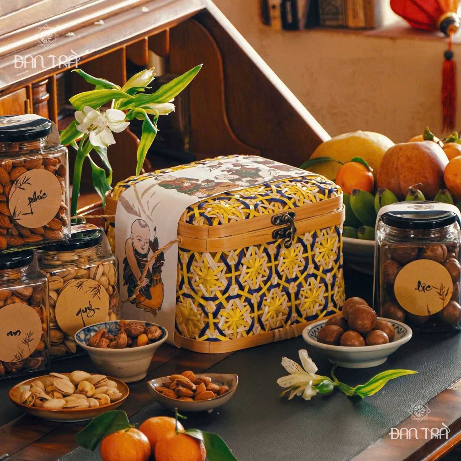 Giỏ tre đựng quà đặc sản Đà Lạt