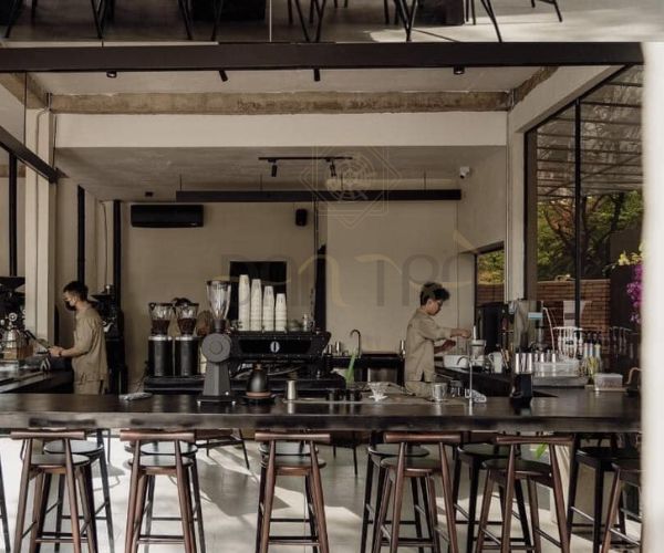 Không gian Ollin Cafe Quận 2 mang nét cổ điển và hiện đại