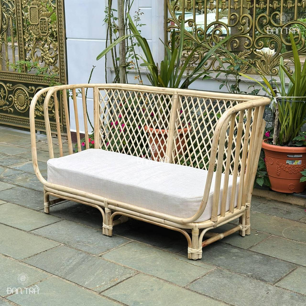 ghe sofa may 7