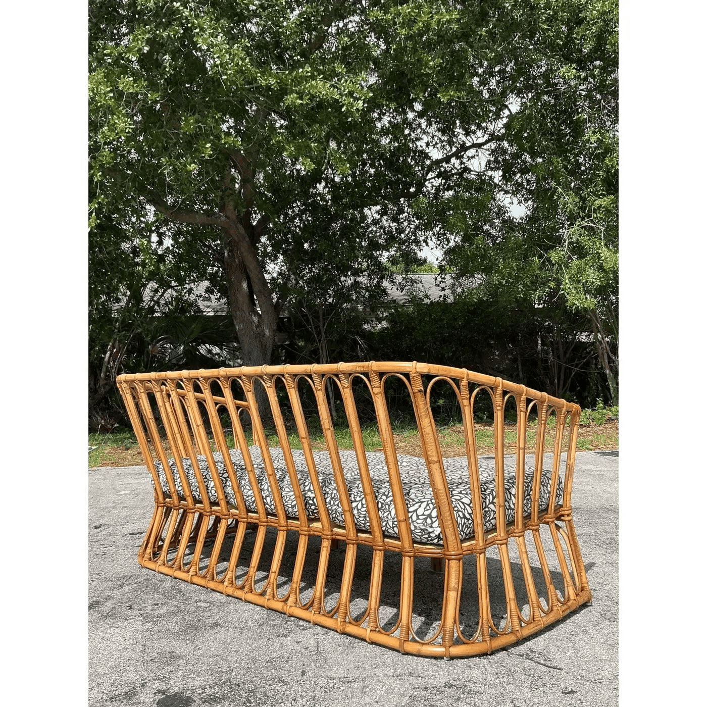 Ghế sofa mây Desmond vintage 1970s