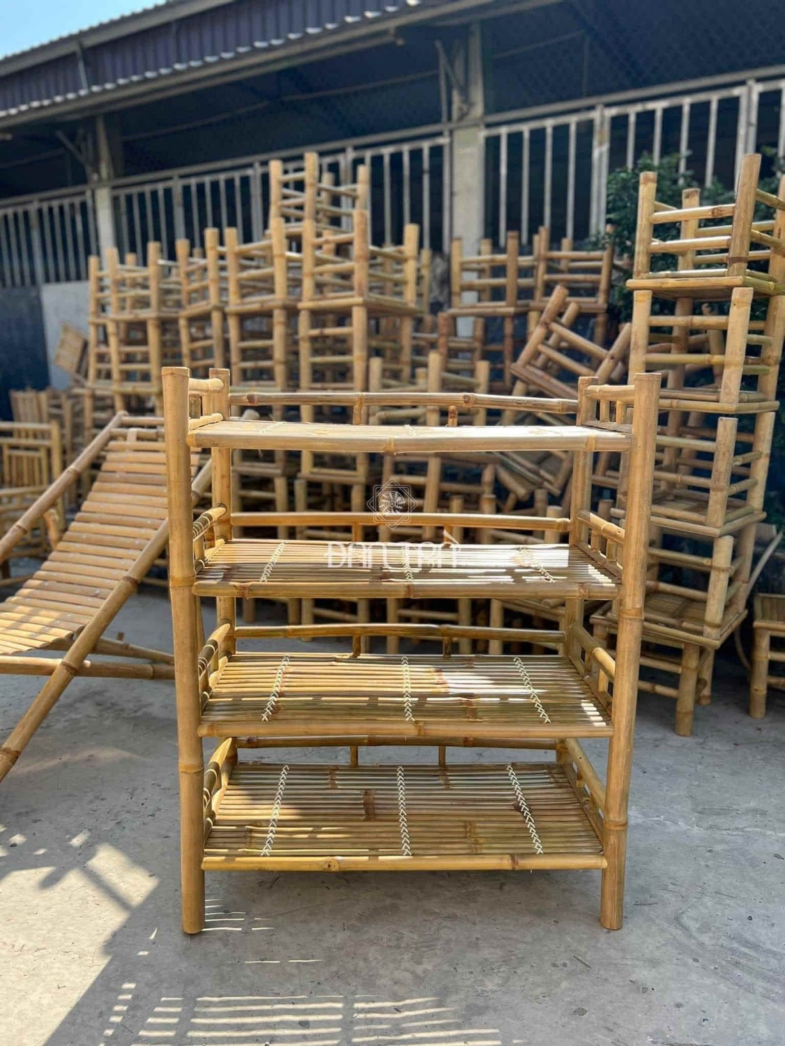 bàn ghế tre